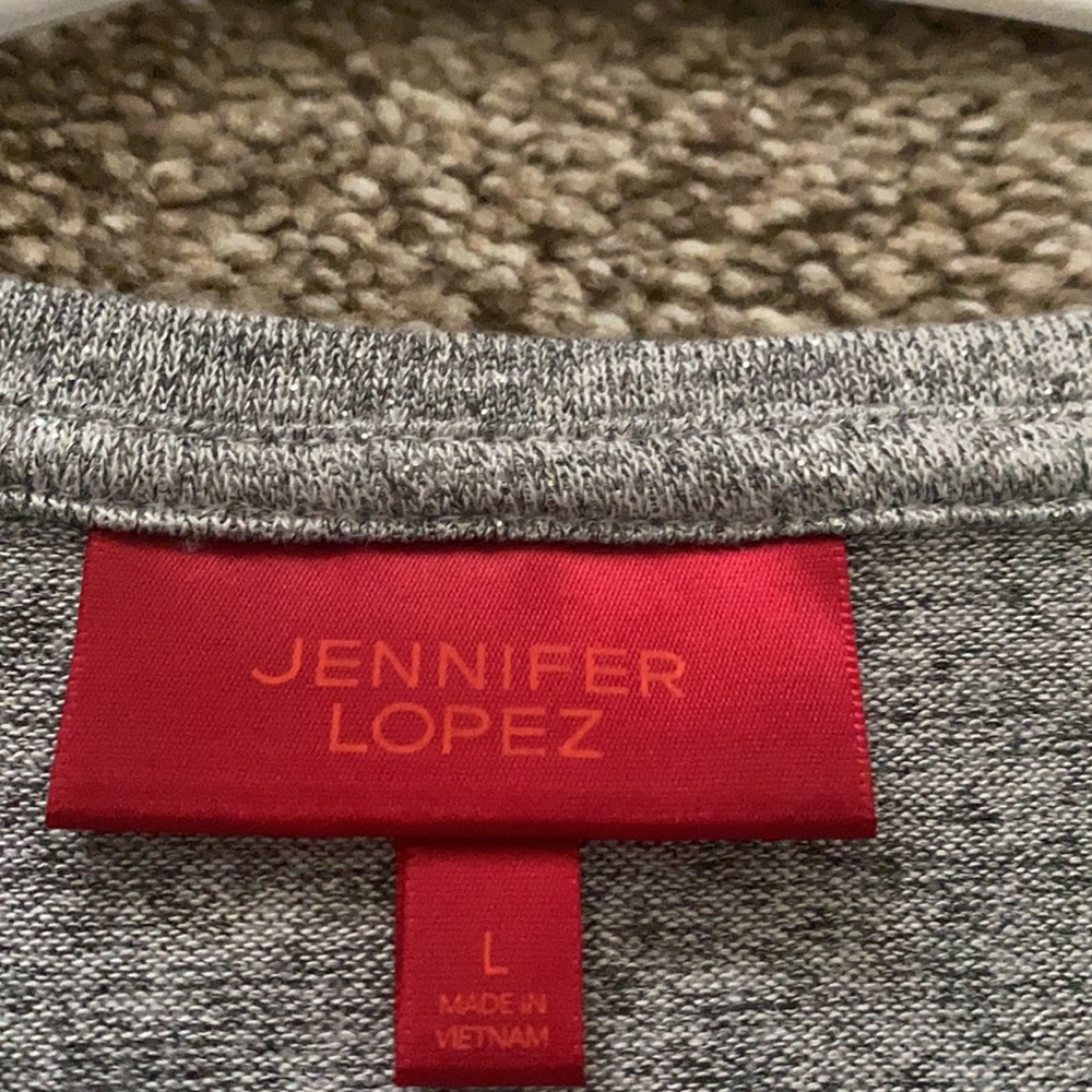 Jennifer López Long sleeve women’s shirt. - Picture 2 of 3